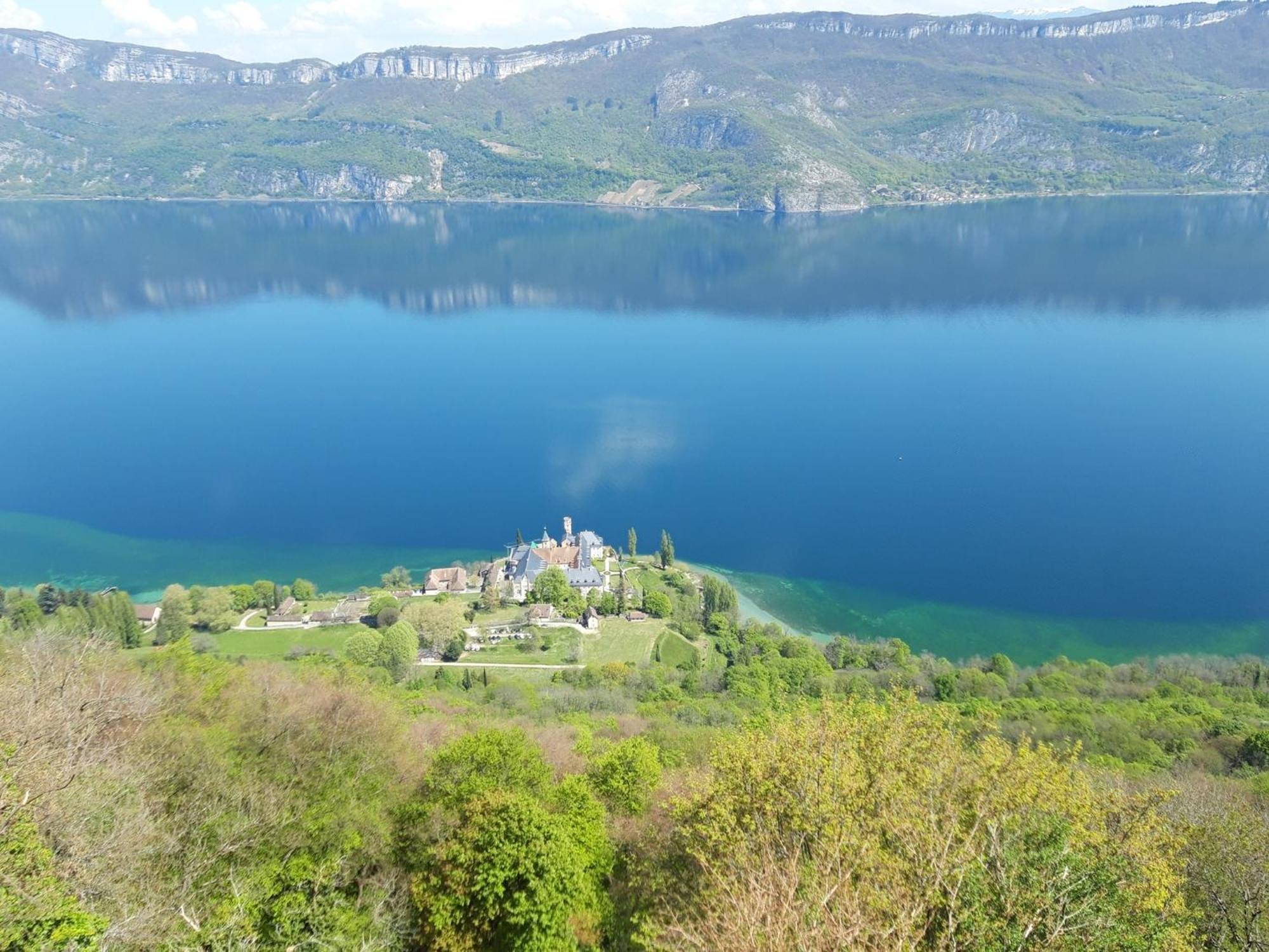 Valreley, Chambres Et Table D'Hotes Eco-Friendly Avec Bain Nordique Au Sud Du Massif Du Jura Champagne-en-Valromey 外观 照片